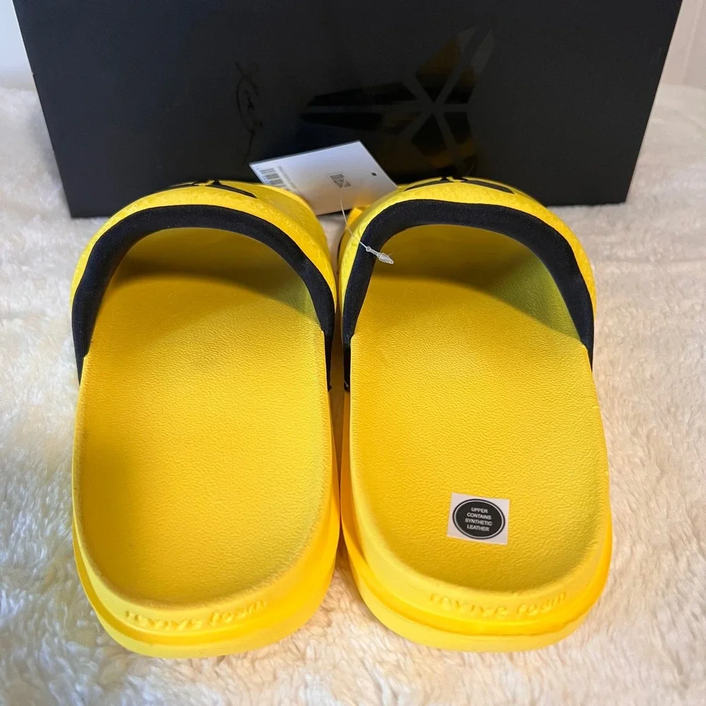 Nike Kobe Offcourt Slide Lightening Black Yellow‎ Men 9/ Women 10 IF2870 700 NWB